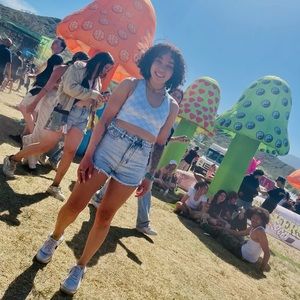 Meet your Posher, Alyssa